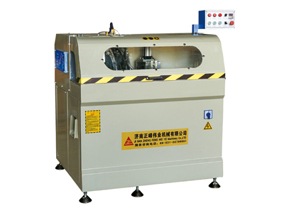 Corner connector automatic cutting saw