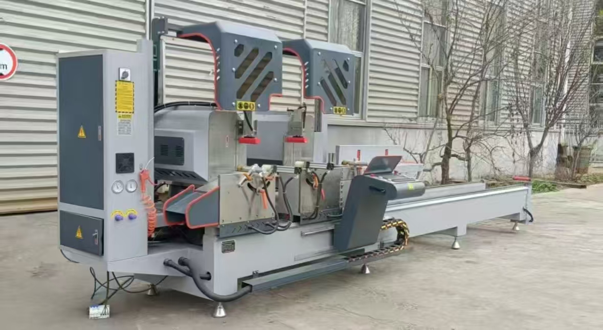 500数控内外摆双头精密切割锯